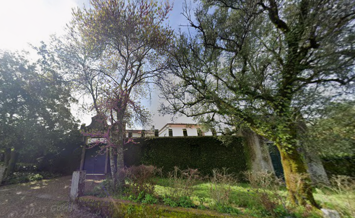 Local do copo de água em Esporões